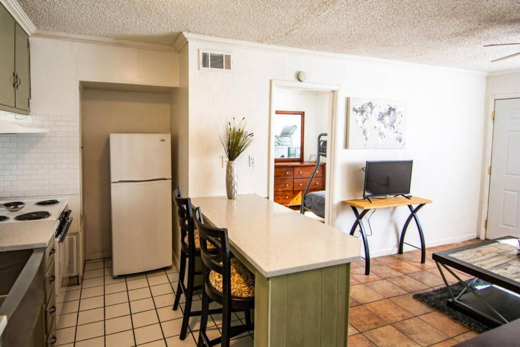 אוקלהומה סיטי Central Automobile Alley Modern 1Bdr - Wifi מראה חיצוני תמונה