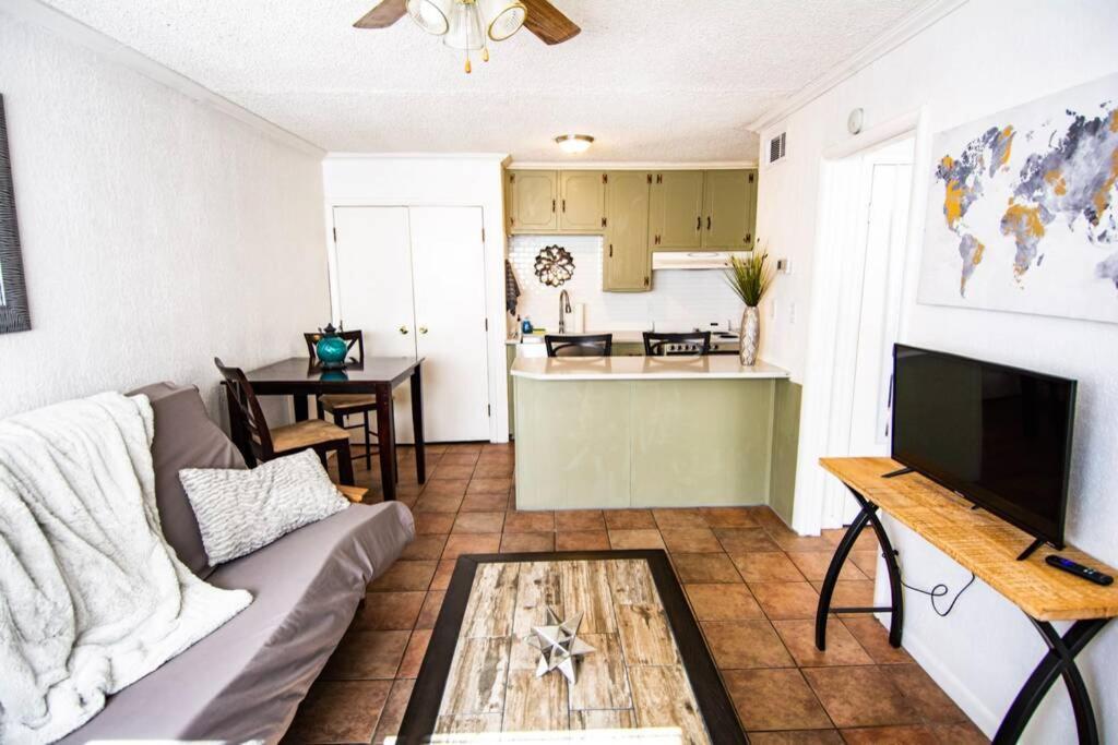 אוקלהומה סיטי Central Automobile Alley Modern 1Bdr - Wifi מראה חיצוני תמונה